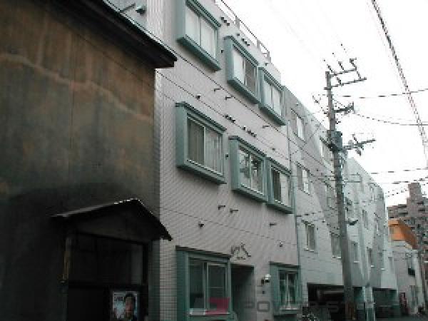 札幌市中央区南8条西13丁目0賃貸マンション