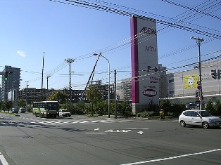 新道東駅周辺の街並み