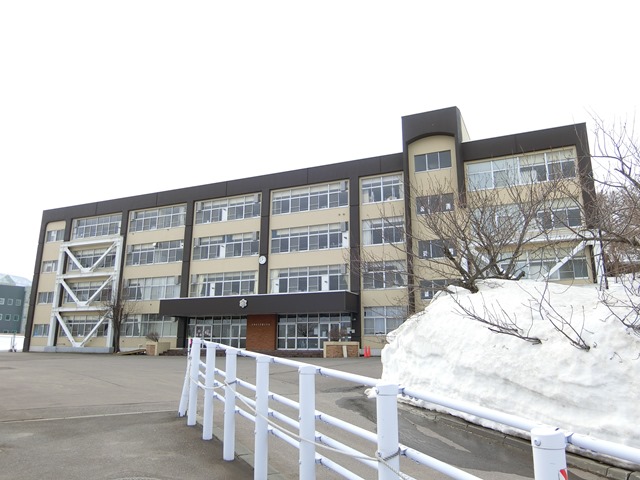 花園小学校