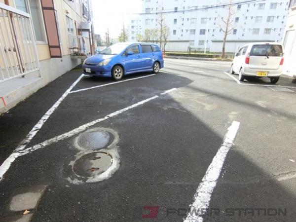 レジデンス上野幌A：札幌市厚別区