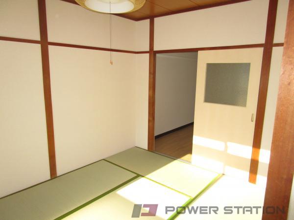 居間| 