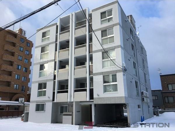 メニーズコート中央図書館：札幌市中央区