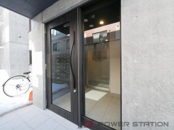 カレラ平和通：札幌市白石区