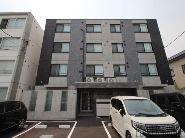 ホワイトスパンカー南郷7丁目(White spanker)：札幌市白石区