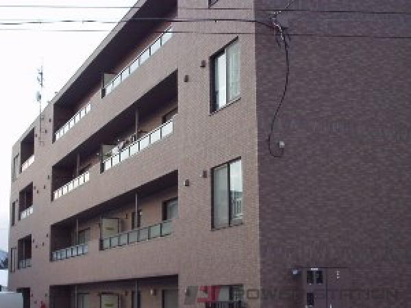 プラージュ福住：札幌市豊平区