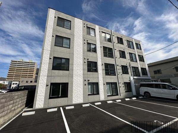 ALPHA学園前：札幌市豊平区